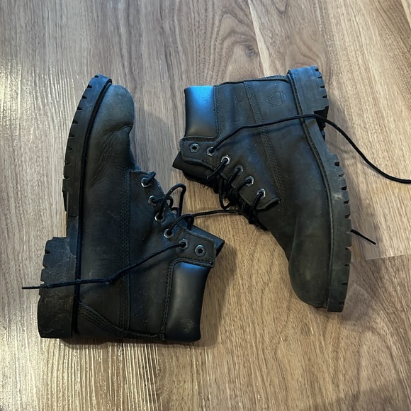 Timberlands - Picture 2 of 6